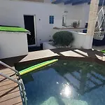 Spacieuse, Independante, 700m De La Gare Accommodatie bij particulieren Narbonne
