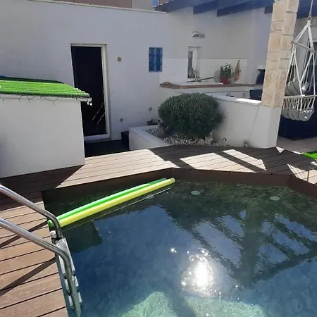 Spacieuse, Independante, 700m De La Gare Homestay Narbonne